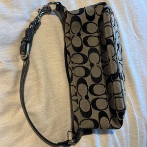Coach Black Signature hand Bag
